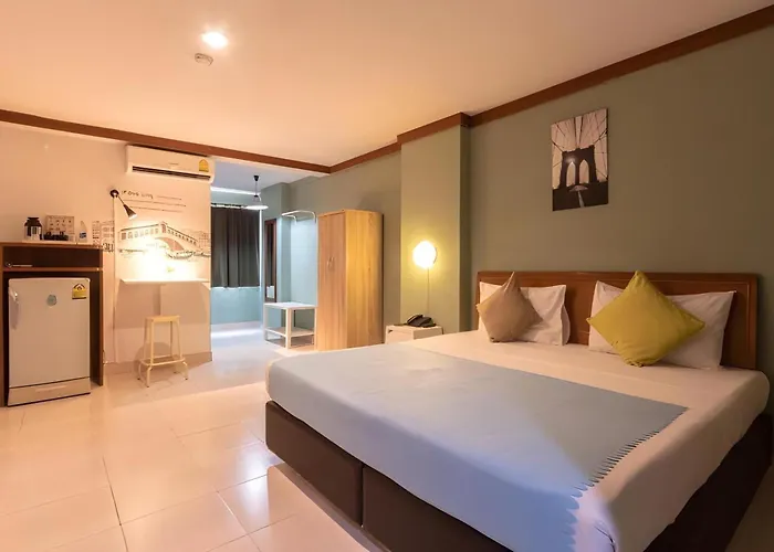 Collection O Howard Square Boutique Hotel