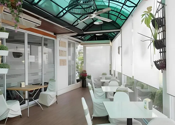Collection O Howard Square Boutique Hotel 3*