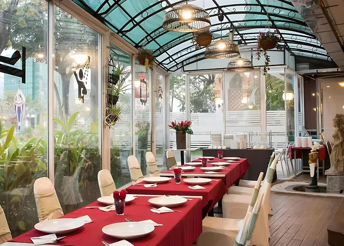 Collection O Howard Square Boutique Hotel 3*