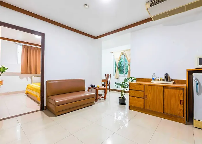 Collection O Howard Square Boutique Hotel Bangkok
